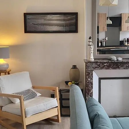 Cosy Hyper Centre Apartment